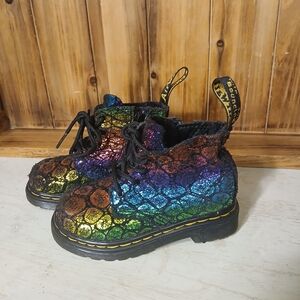Dr Martens toddler Girls Boots Size 6c